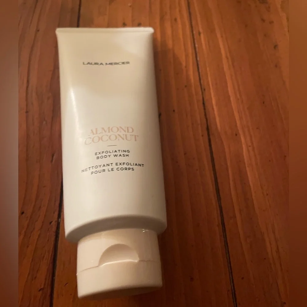 Laura Mercier Almond Coconut Body Wash
